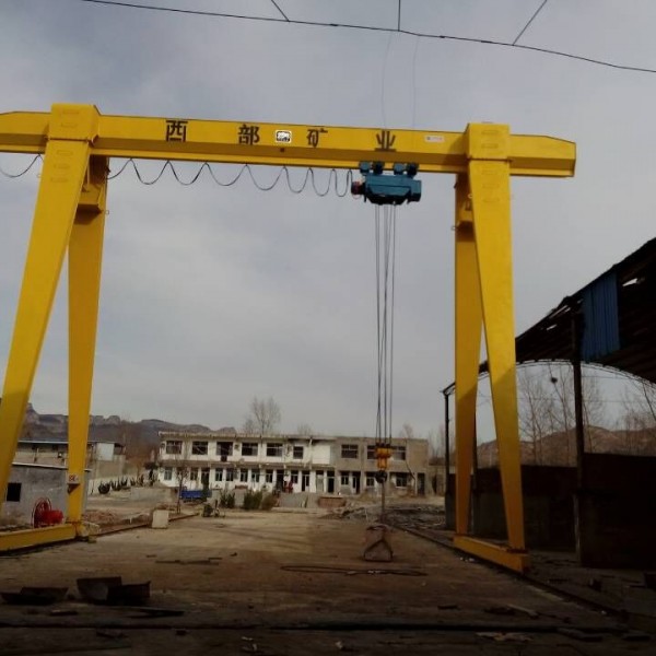 MH2513߶9TʽؙC(j) MH type 25t gantry crane